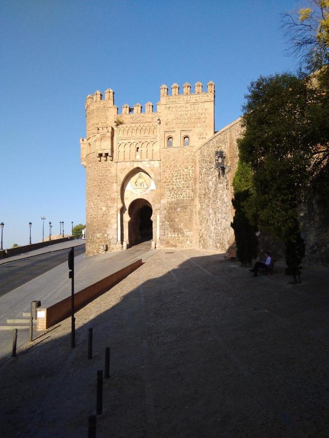 Апартаменты Puerta Del Vado Alto Толедо Экстерьер фото