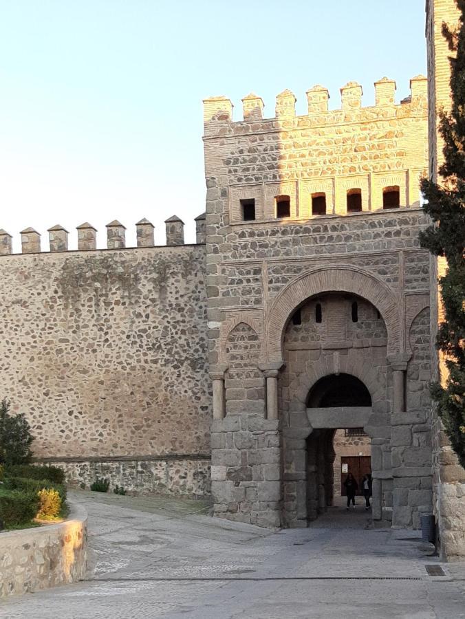 Апартаменты Puerta Del Vado Alto Толедо Экстерьер фото